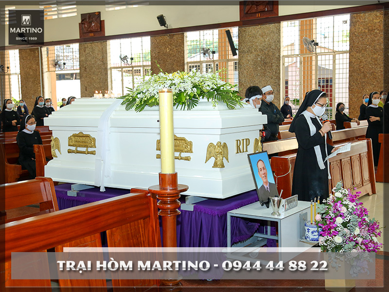 Một tang lễ trọn gói công giáo quận 7 do Martino tổ chức