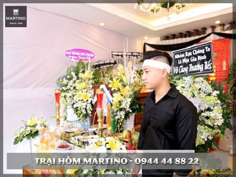 Martino - Địa chỉ bán áo sơ mi đen tang lễ có sẵn tại TP HCM