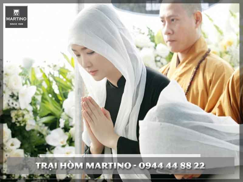 VÌ SAO TRONG ĐÁM MA CỦA NGƯỜI VIỆT LẠI CÓ BĂNG TANG? TRẠI HÒM MARTINO