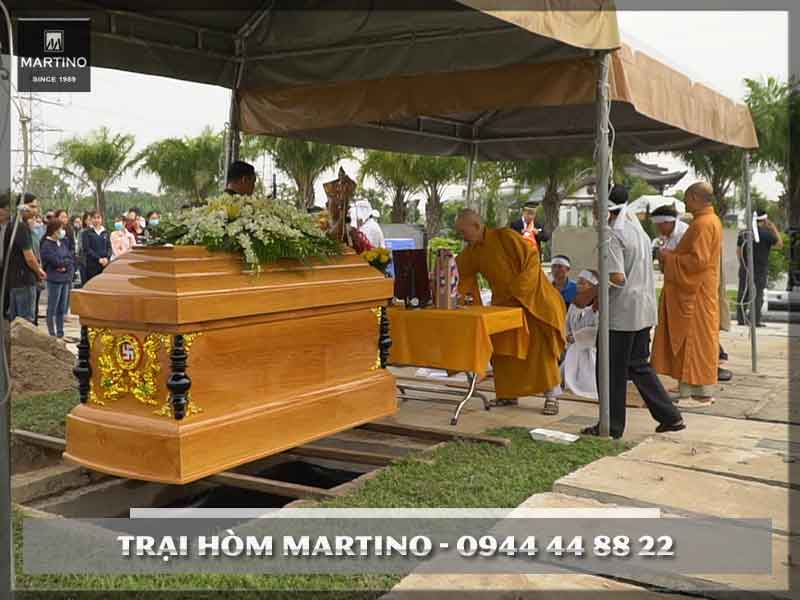 Trại Hòm Martino phục vụ tang lễ an táng tại Sài Gòn Thiên Phúc.
